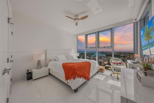 6899 Collins Ave 2004, Miami Beach, FL 33141