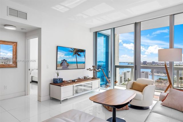 6899 Collins Ave 2004, Miami Beach, FL 33141