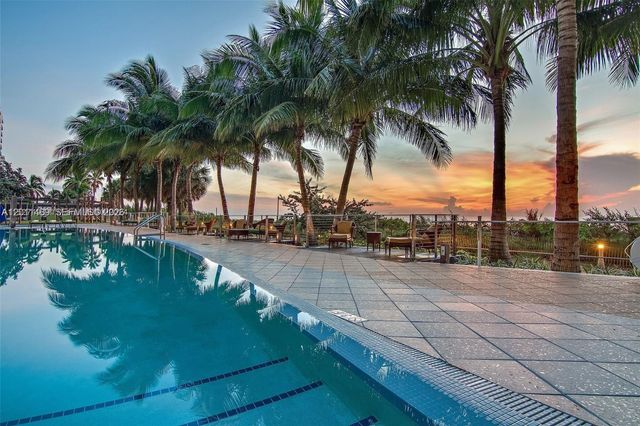 6899 Collins Ave 2004, Miami Beach, FL 33141