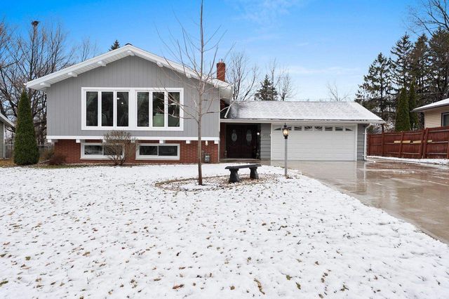 408 SIMONET STREET, Green Bay, WI 54301