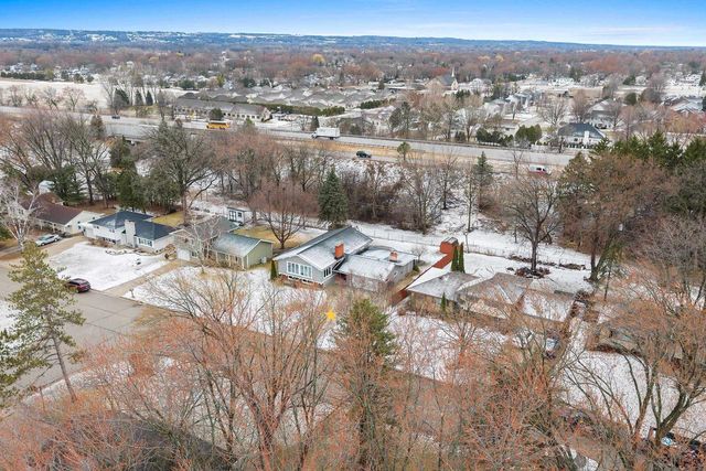 408 SIMONET STREET, Green Bay, WI 54301