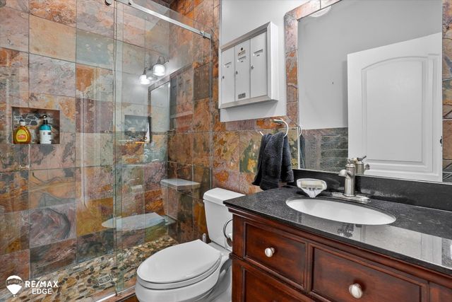 3175 Ivy Lane, Grand Blanc, MI 48439