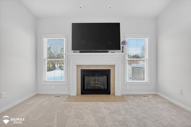 3175 Ivy Lane, Grand Blanc, MI 48439