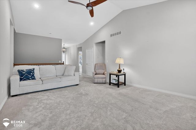 3175 Ivy Lane, Grand Blanc, MI 48439