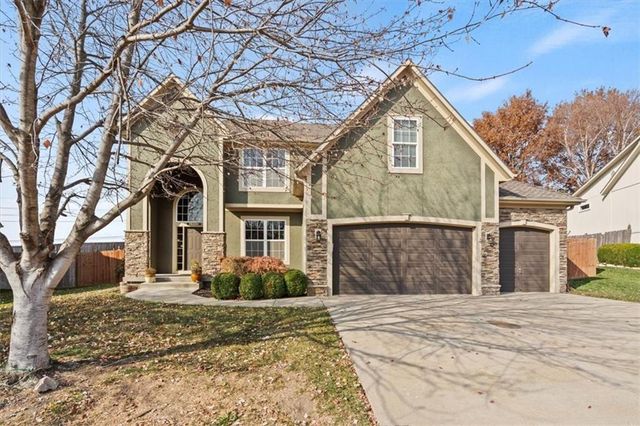6942 CONSTANCE Street, Shawnee, KS 66216