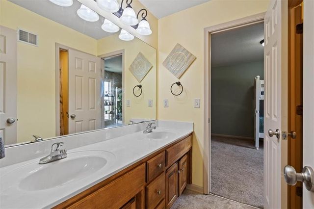 6942 CONSTANCE Street, Shawnee, KS 66216