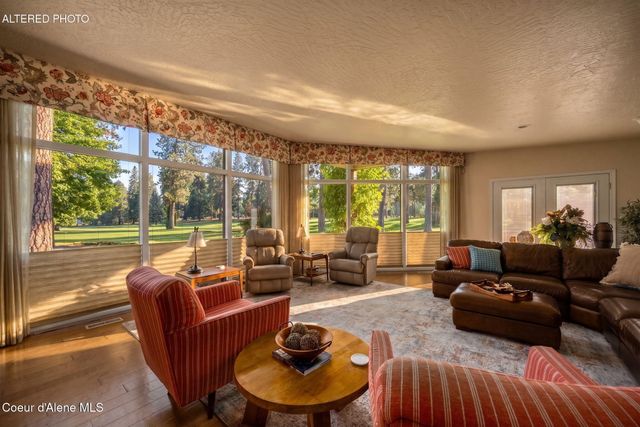 10095 N Pines RD, Hayden, ID 83835