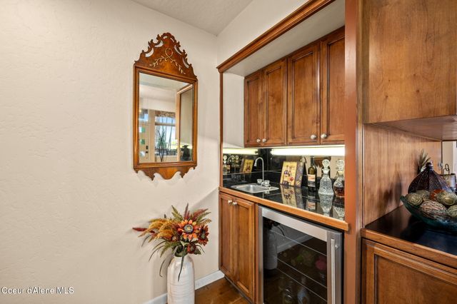 10095 N Pines RD, Hayden, ID 83835