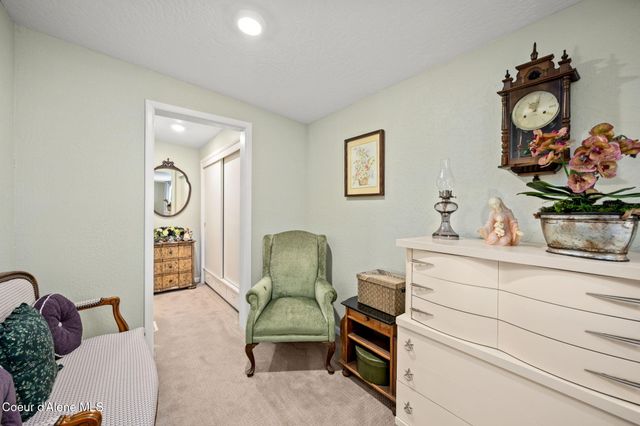 10095 N Pines RD, Hayden, ID 83835