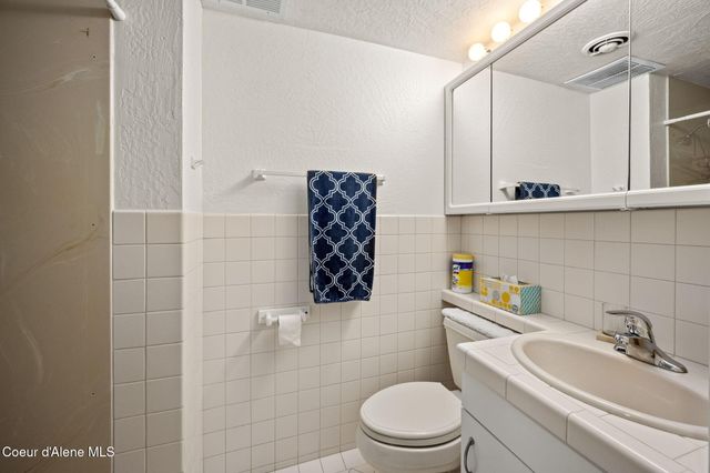 10095 N Pines RD, Hayden, ID 83835
