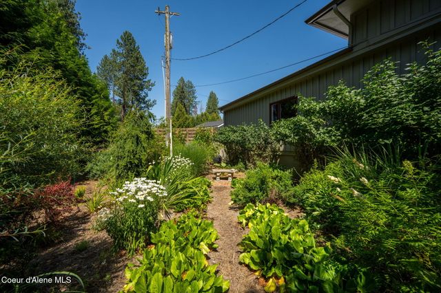 10095 N Pines RD, Hayden, ID 83835