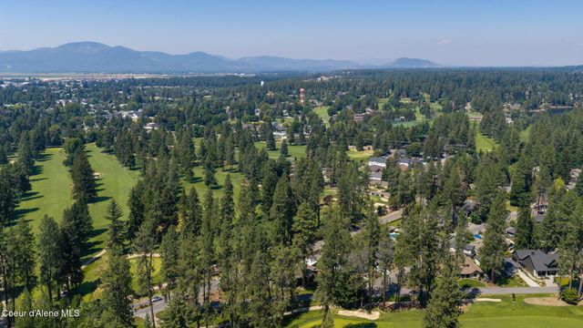10095 N Pines RD, Hayden, ID 83835