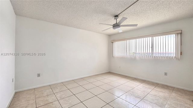 1400 SW 131st Way 305Q, Pembroke Pines, FL 33027