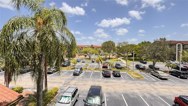 1400 SW 131st Way 305Q, Pembroke Pines, FL 33027