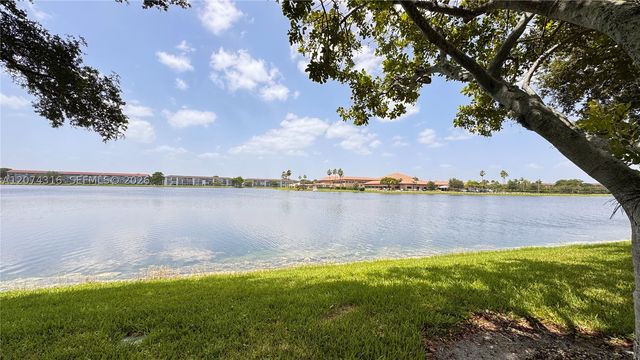 1400 SW 131st Way 305Q, Pembroke Pines, FL 33027
