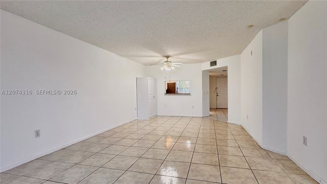 1400 SW 131st Way 305Q, Pembroke Pines, FL 33027
