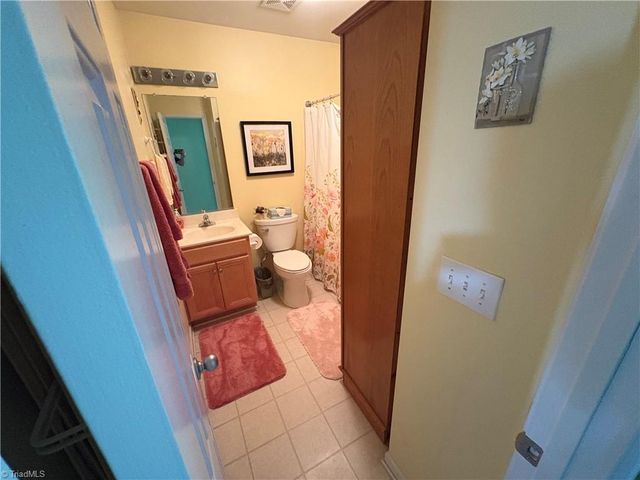 218 Silver Creek Trail, Kernersville, NC 27284