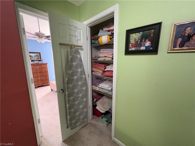 218 Silver Creek Trail, Kernersville, NC 27284