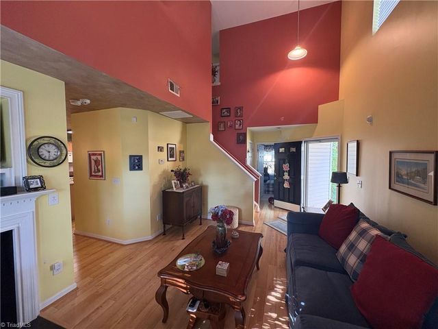 218 Silver Creek Trail, Kernersville, NC 27284