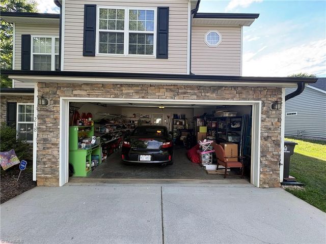 218 Silver Creek Trail, Kernersville, NC 27284