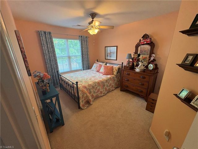 218 Silver Creek Trail, Kernersville, NC 27284