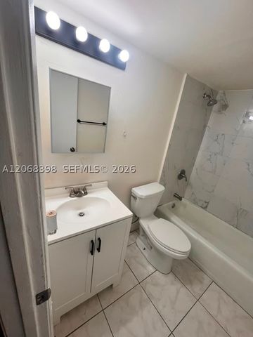 8704 NW 35th St 202, Coral Springs, FL 33065