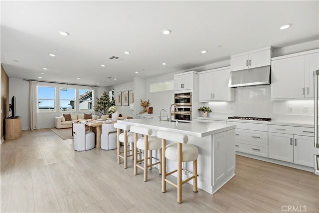 218 Tank, Irvine, CA 92618