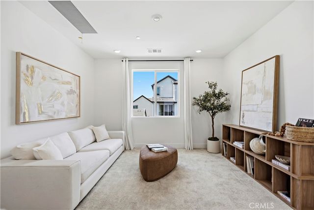 218 Tank, Irvine, CA 92618