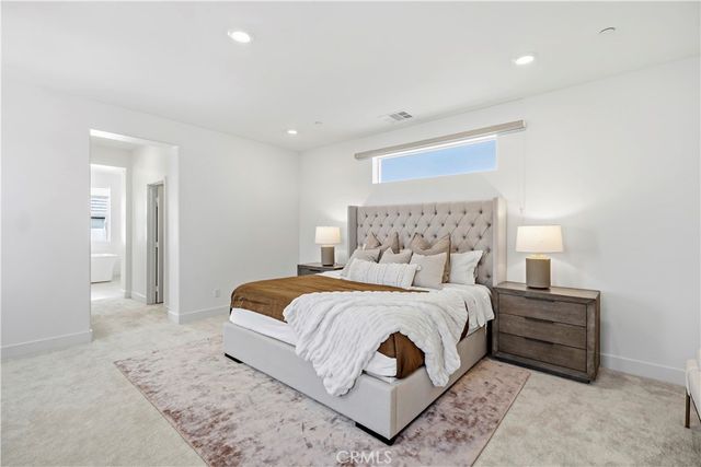 218 Tank, Irvine, CA 92618
