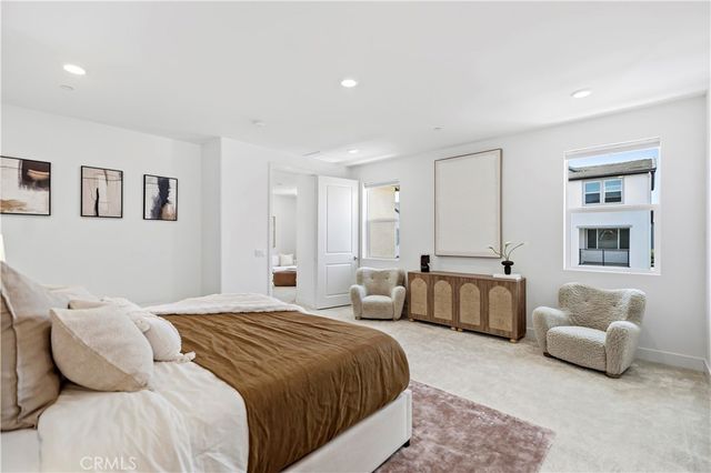 218 Tank, Irvine, CA 92618