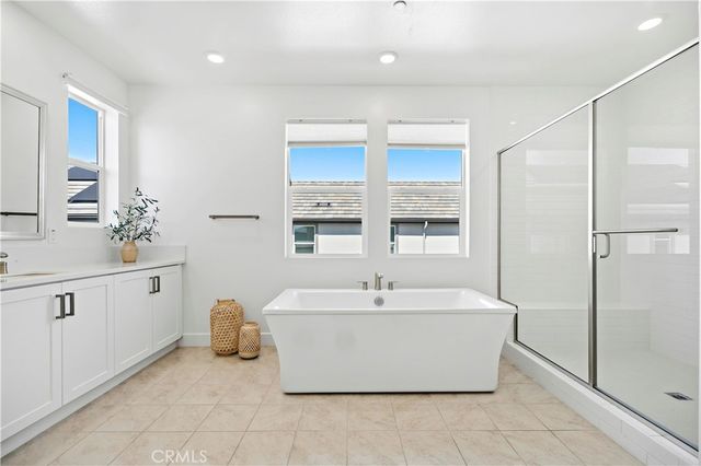 218 Tank, Irvine, CA 92618