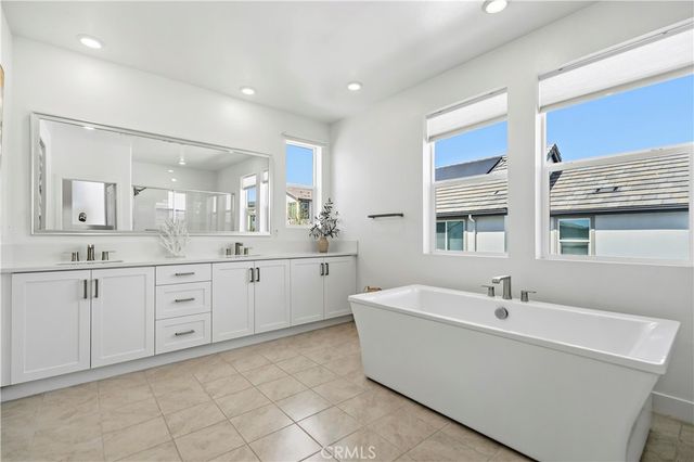 218 Tank, Irvine, CA 92618