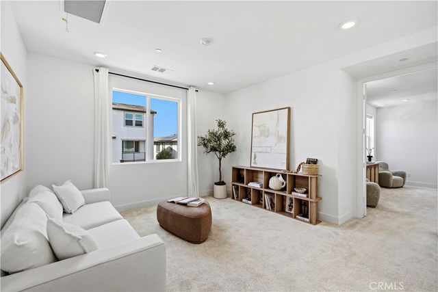 218 Tank, Irvine, CA 92618