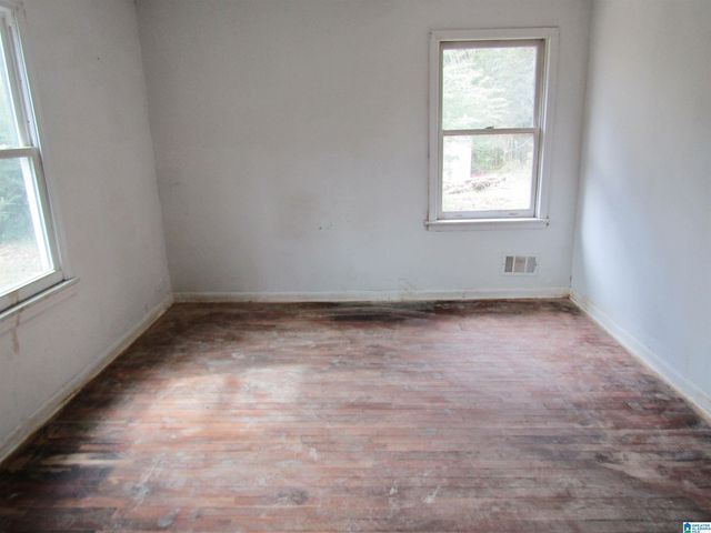1712 2ND STREET NW, Center Point, AL 35215