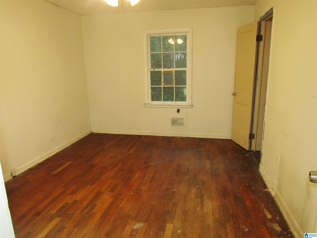 1712 2ND STREET NW, Center Point, AL 35215