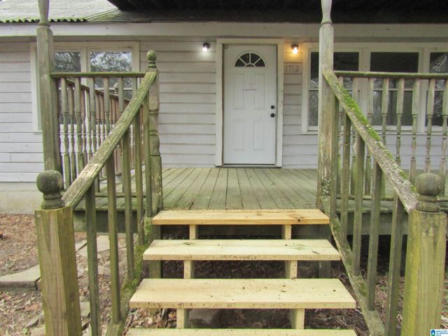 1712 2ND STREET NW, Center Point, AL 35215