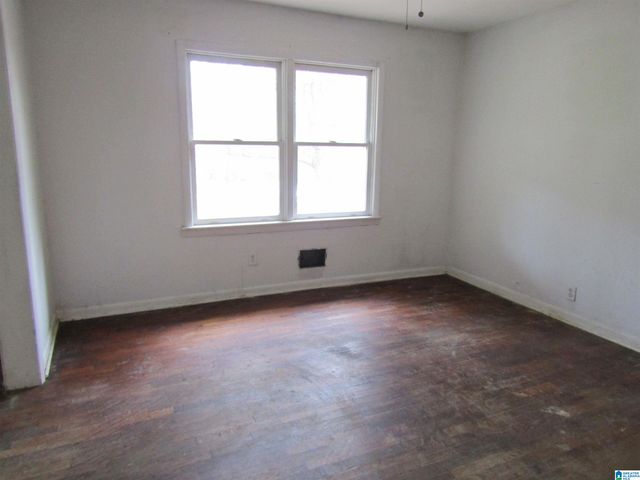 1712 2ND STREET NW, Center Point, AL 35215