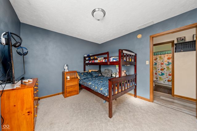 1311 N 300 E, Anderson, IN 46012