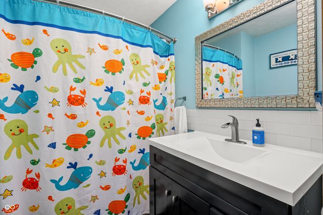 1311 N 300 E, Anderson, IN 46012