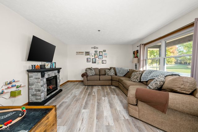 1311 N 300 E, Anderson, IN 46012