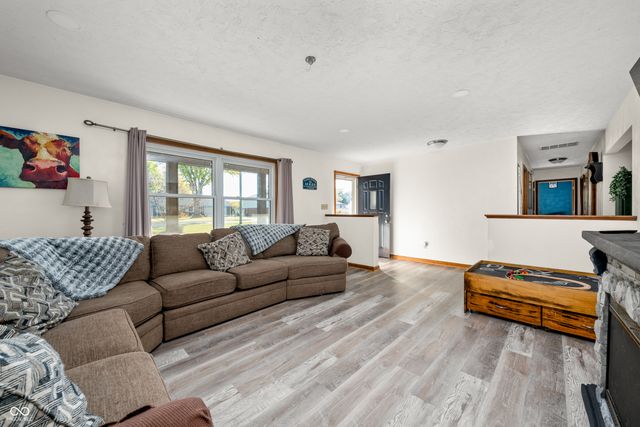 1311 N 300 E, Anderson, IN 46012