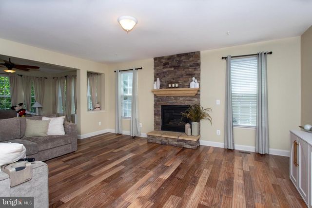 3012 LAKE FOREST DR, Upper Marlboro, MD 20774