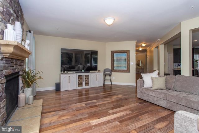 3012 LAKE FOREST DR, Upper Marlboro, MD 20774