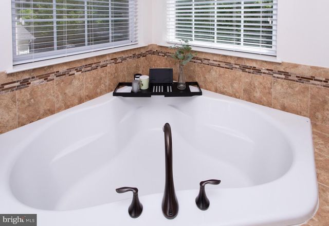 3012 LAKE FOREST DR, Upper Marlboro, MD 20774