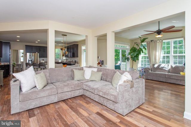 3012 LAKE FOREST DR, Upper Marlboro, MD 20774