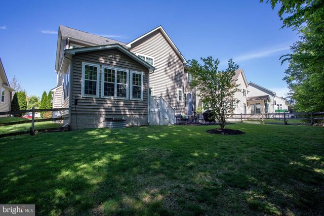 3012 LAKE FOREST DR, Upper Marlboro, MD 20774