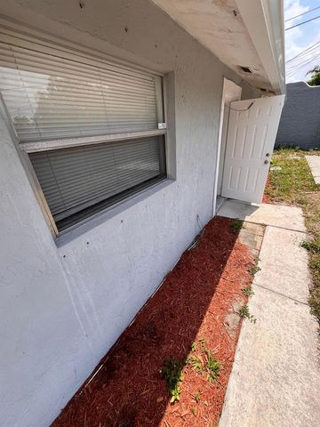 522 46th Street, West Palm Beach, FL 33407