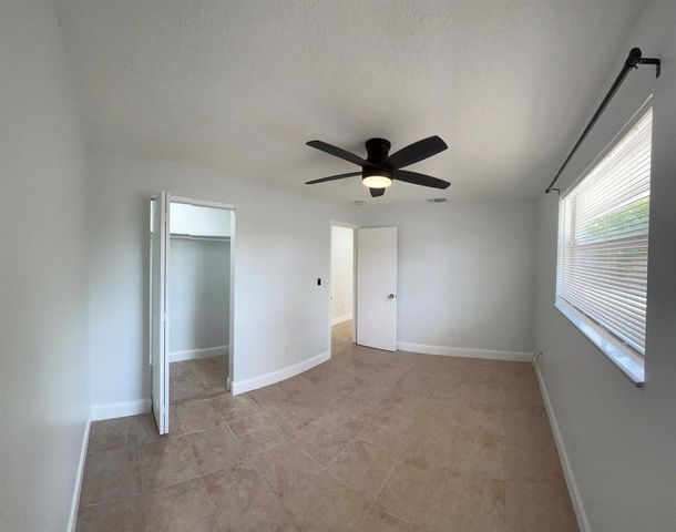 522 46th Street, West Palm Beach, FL 33407