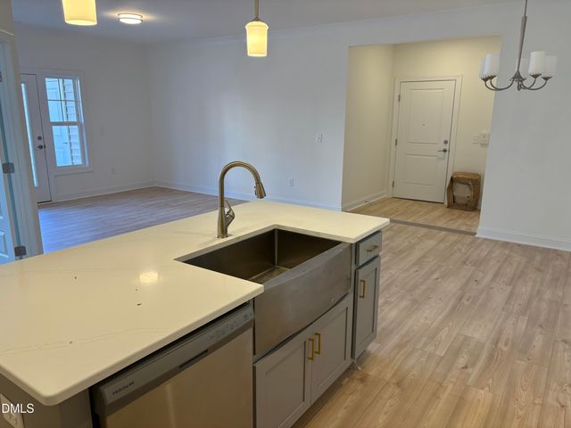 618 Weather Ridge Lane 28, Cary, NC 27513