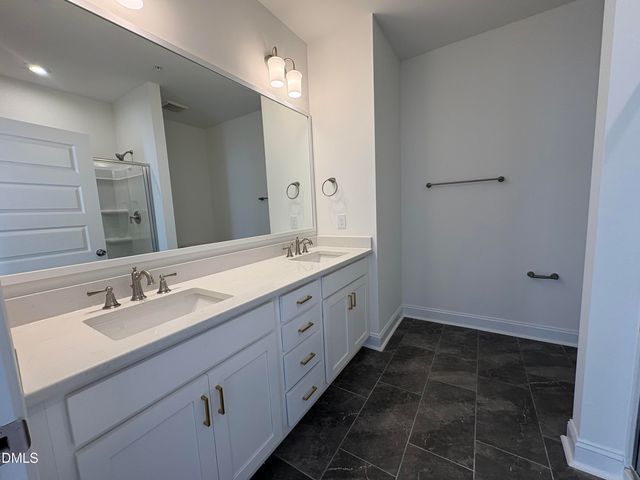 618 Weather Ridge Lane 28, Cary, NC 27513